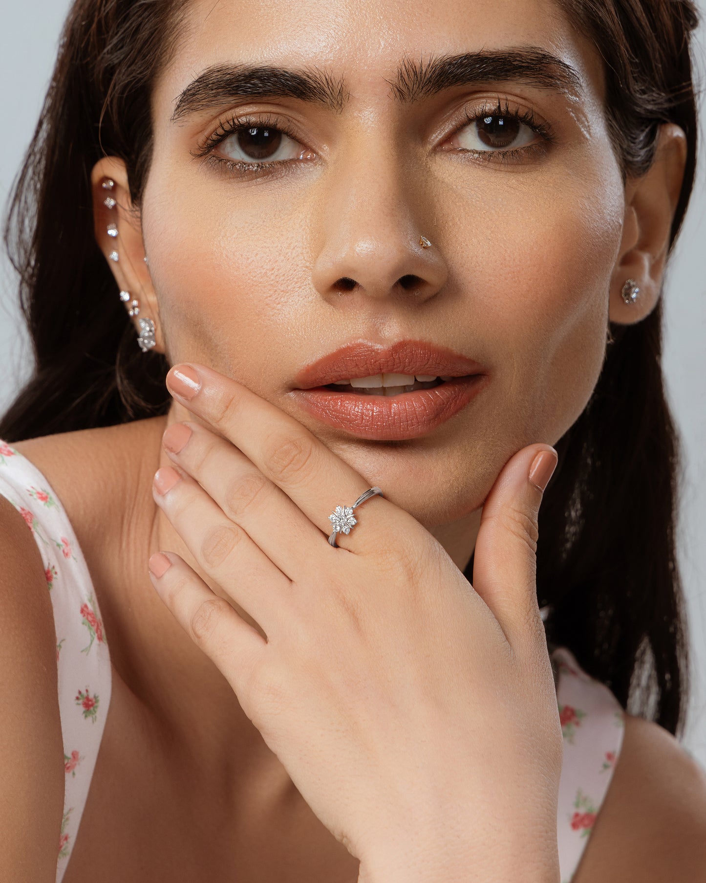 7 Stone Flower Ring