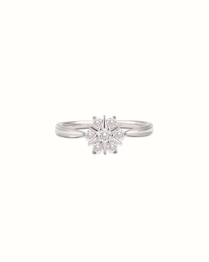 7 Stone Flower Ring